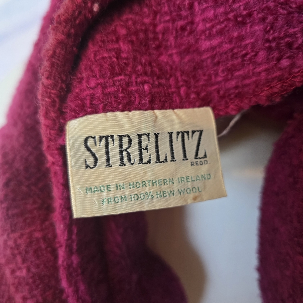 Vintage Strelitz | 12 | Vintage Burgundy New Wool 3 Pocket Jacket - Picture 8 of 11